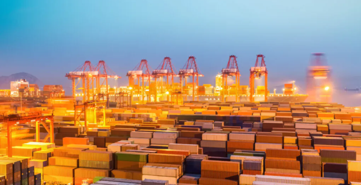 Evite custos com demurrage. Saiba o que é, como funciona e estratégias para reduzir esse gasto na importação.